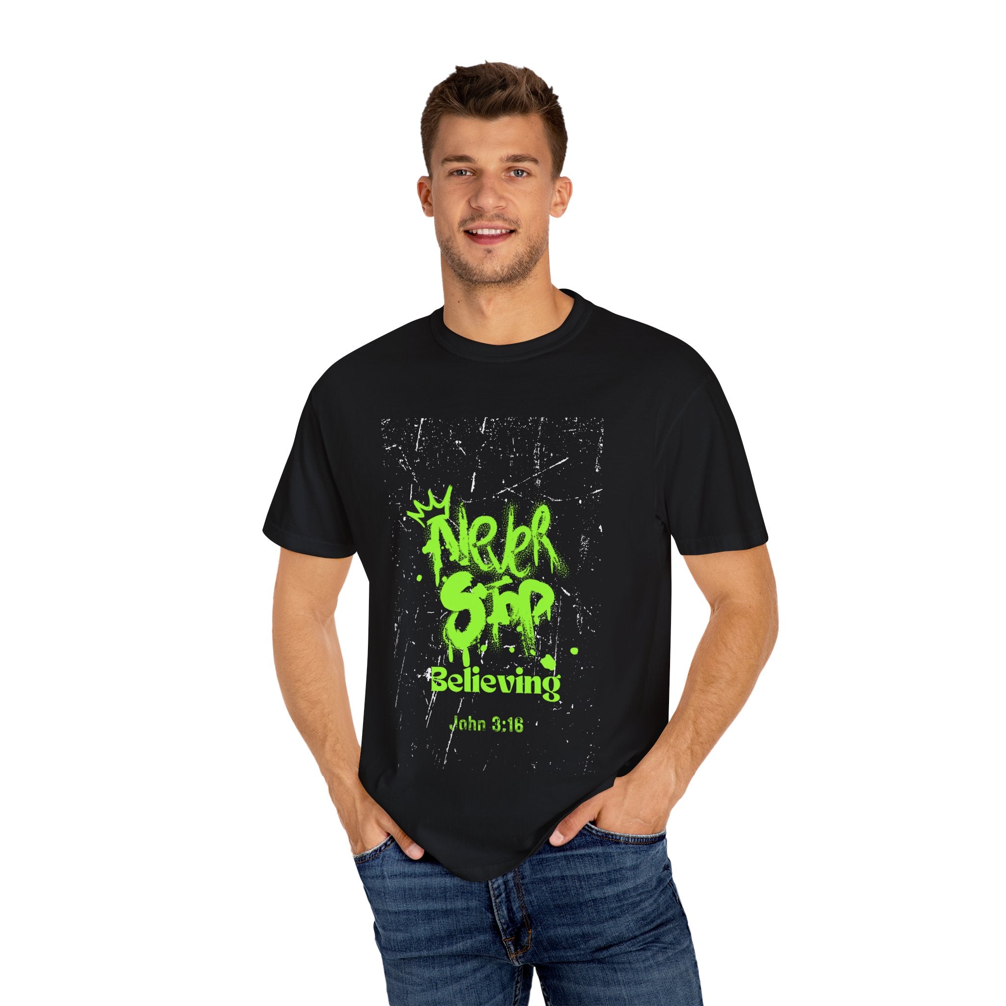 Never Stop Believing, Graffiti-Style Unisex T-Shirt | Urban Belief Tee | Streetwear Fashion | Casual Everyday Use | Graphic Tee for Youths | Unique Gift Idea